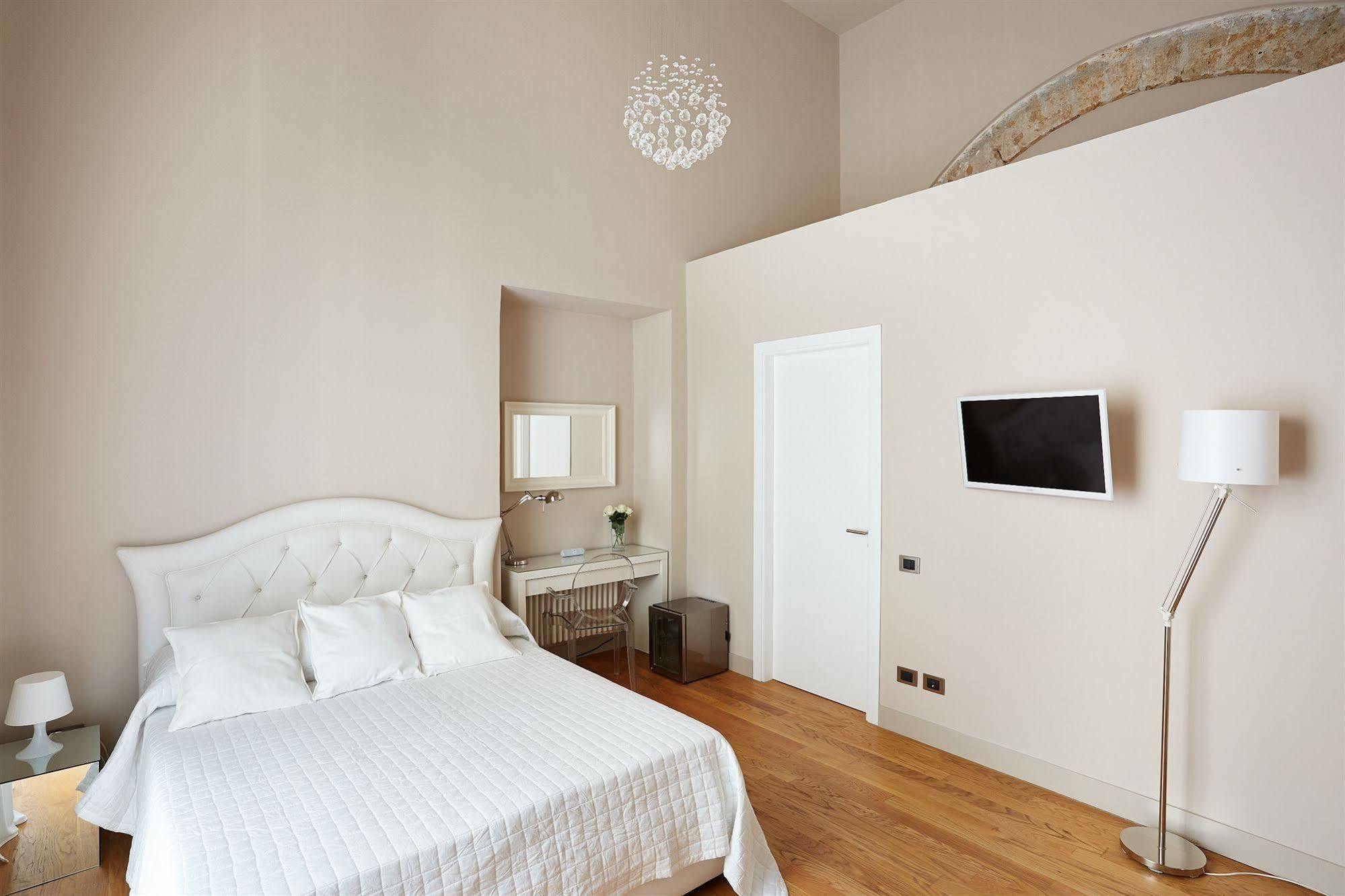 Suite Home Moncada Palermo Esterno foto