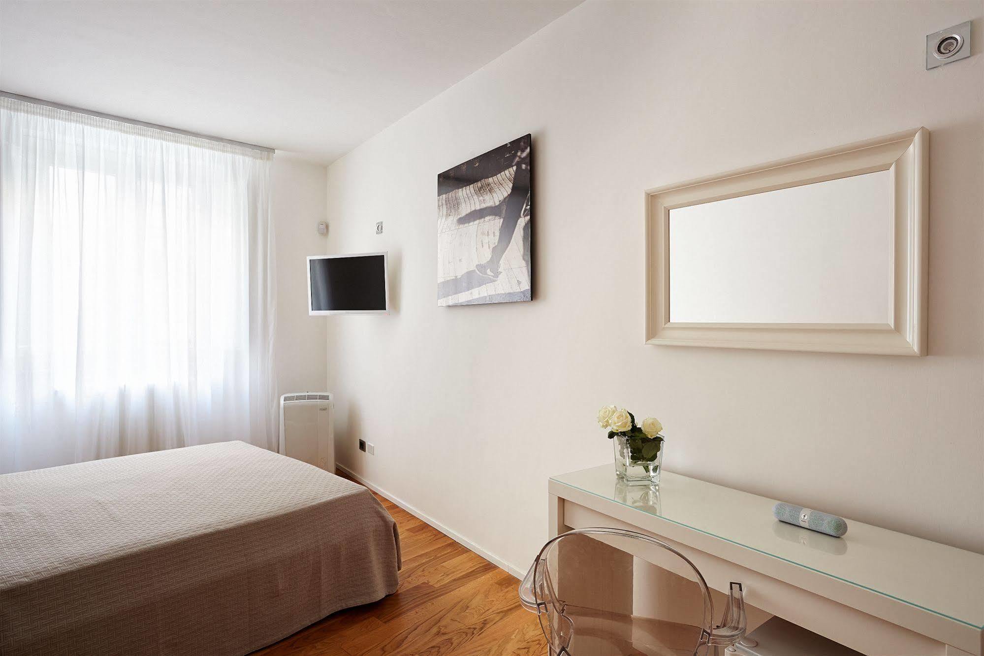 Suite Home Moncada Palermo Esterno foto